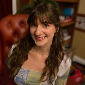 Meet your Posher, Izzy